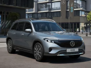 Mercedes-Benz EQB 250+. Crédito: Divulgação.
