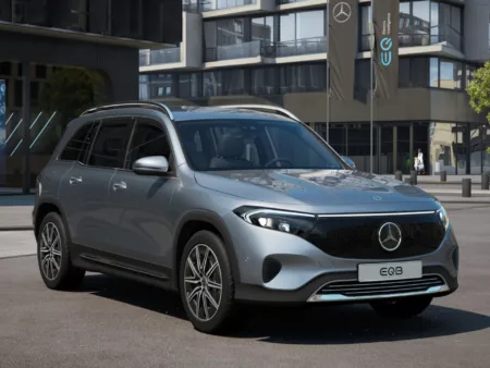 Mercedes-Benz EQB 250+. Crédito: Divulgação.