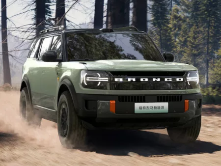Ford Bronco ganha versões elétrica e híbrida com extensor de autonomia na China Ford Bronco New Energy. Crédito: Divulgação.