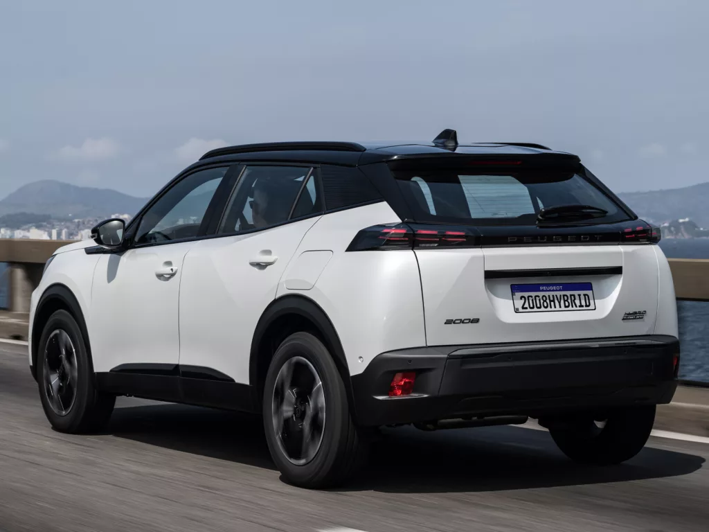 Peugeot 2008 GT T200 Hybrid AT. Crédito: Pedro Bicudo/Divulgação.