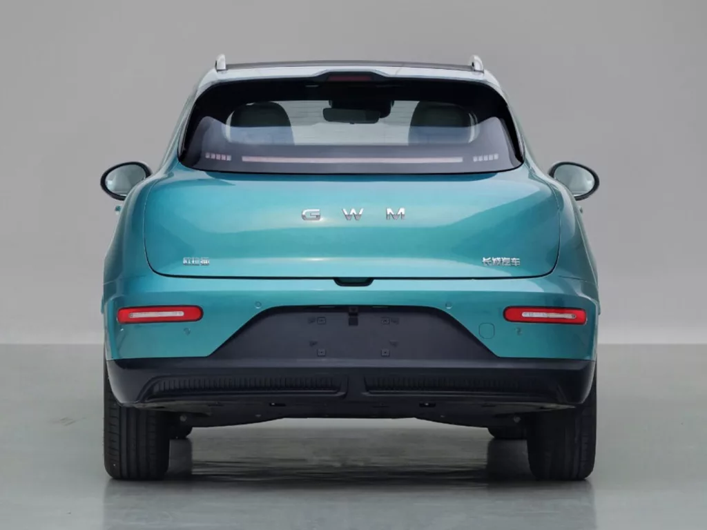 Novo modelo da linha Ora da GWM em homologação na China; pode ser reestilização do Ora 03 ou chegar como Ora 5/Ora i5. Crédito: Reprodução/Ministério da Indústria e Tecnologia da Informação (MIIT) da China.