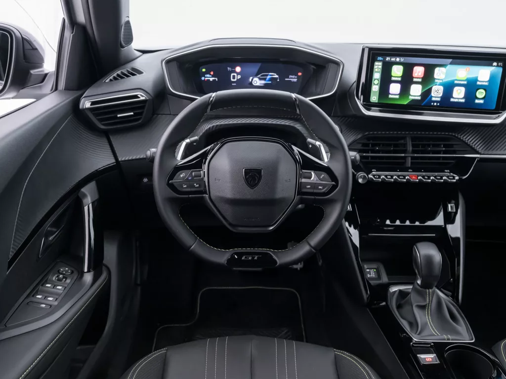 Peugeot 2008 GT T200 Hybrid AT. Crédito: Pedro Bicudo/Divulgação.