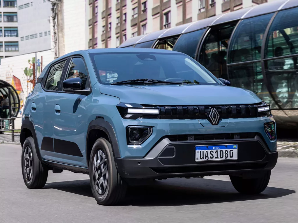 Renault Kwid E-Tech chega renovado e segue como o elétrico mais barato do Brasil Renault Kwid E-Tech. Crédito: Divulgação.