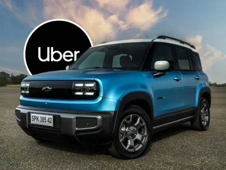Chevrolet e Uber se unem para facilitar a compra do elétrico Spark EUV. Arte: Quilowatt. Recursos: Divulgação.