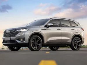 Linha Haval H6 impulsiona recorde histórico da GWM no país GWM Haval H6 HEV One. Crédito: Divulgação.