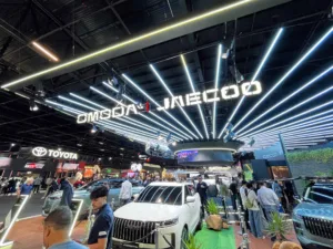 Omoda & Jaecoo atinge 5 mil veículos vendidos e comemora no Salão do Automóvel de São Paulo Omoda & Jaecoo. Crédito: Gustavo Molinari.