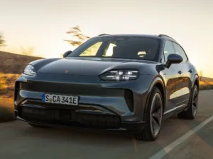 Porsche Cayenne Electric inaugura nova fase do SUV Porsche Cayenne Electric. Crédito: Divulgação.