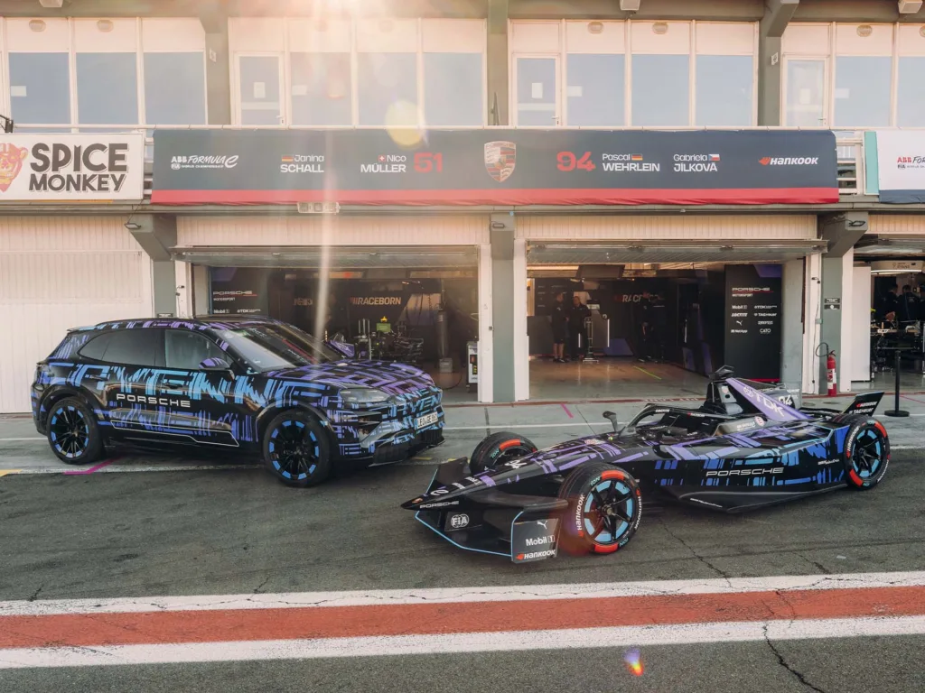 Porsche Cayenne Elétrico e 99X Electric. Crédito: Divulgação.