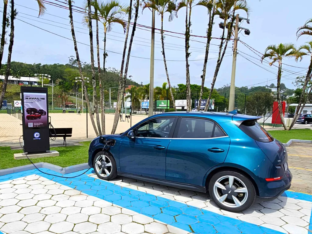 GWM amplia rede de recarga com novos pontos em Santa Catarina e São Paulo Carregador GWM. Crédito: Divulgação.